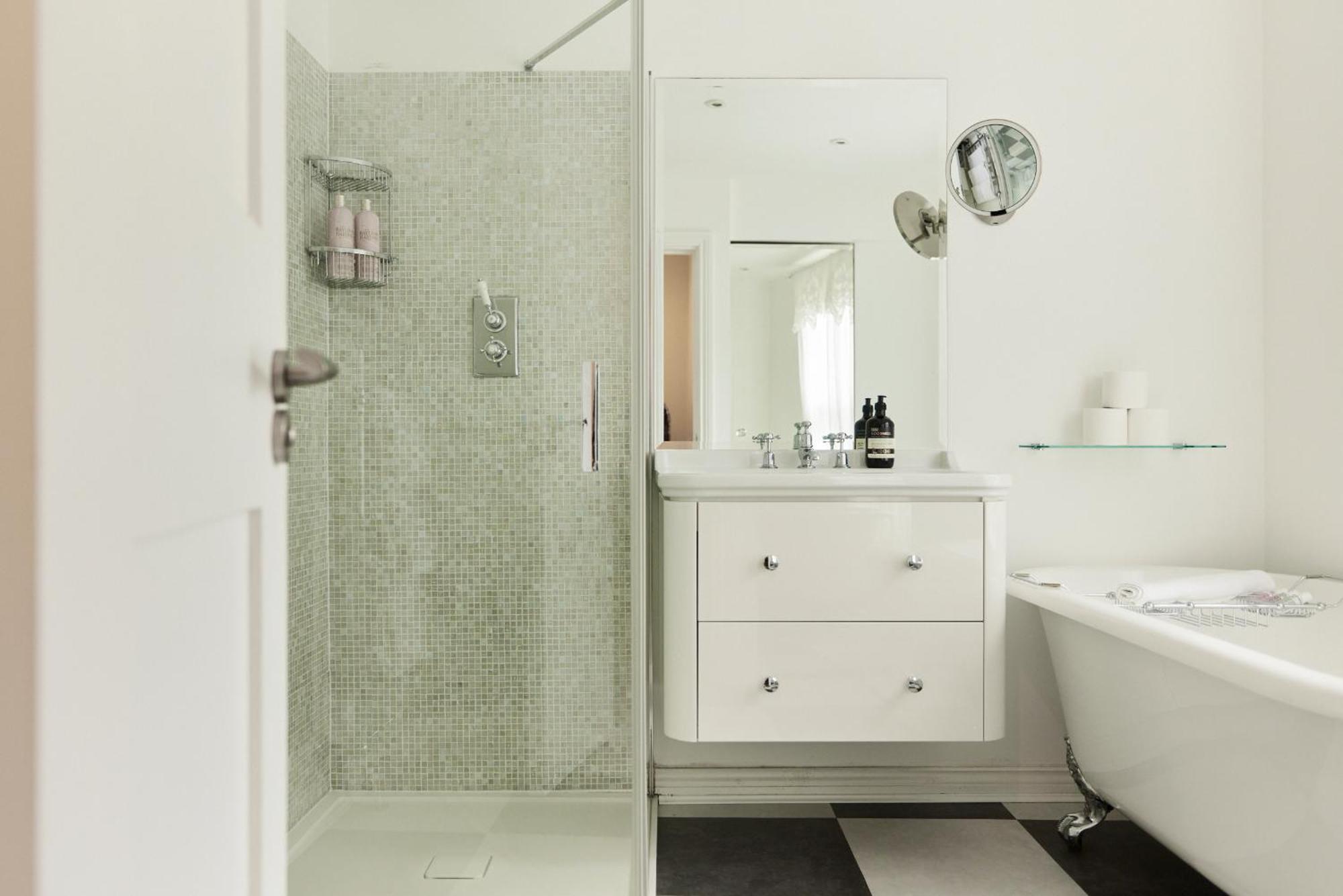 לונדון The Designers Suite Kensington - Stylish 1Bdr Flat מראה חיצוני תמונה